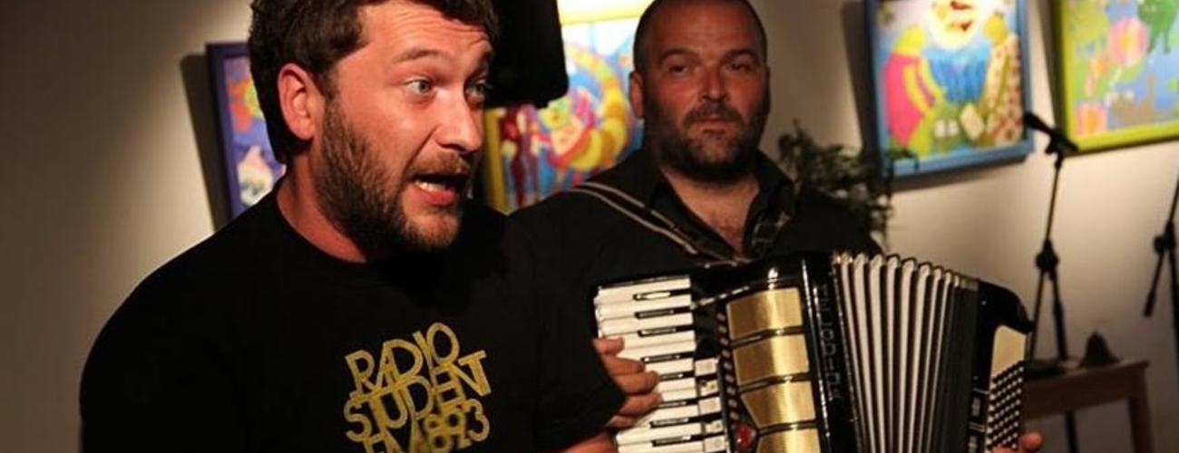 Vroča župa duet